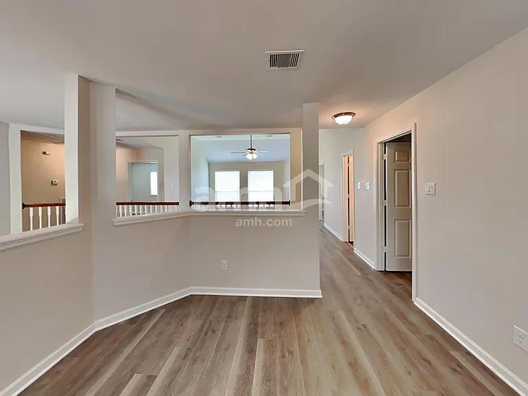 501 Falcon Lake Dr — Photo 26