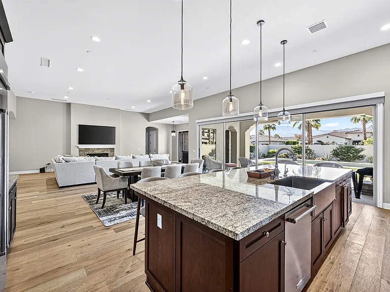 55120 Autumn Valley Ct — Photo 11