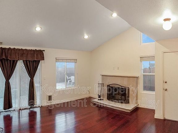 3rd image of 5349 Hansell Dr