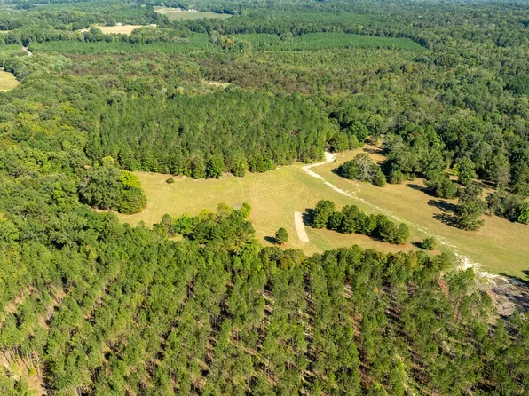 16-17 Twenty Livingston Rd SW, Rome, GA 30161