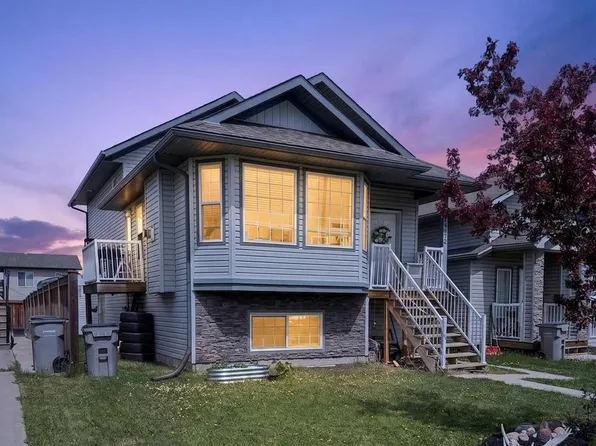 11212 A S 75a Ave, Grande Prairie, AB T8W 0G5