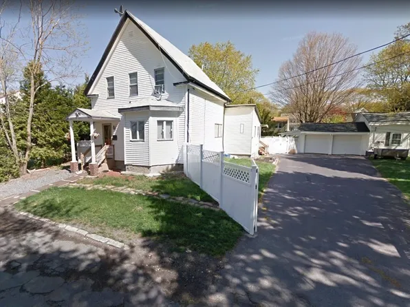 15 Beacon Park, Brockton, MA 02302