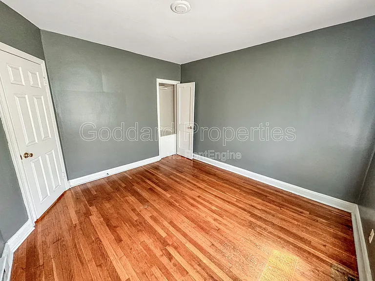 4910 Poe Ave #2 — Photo 10