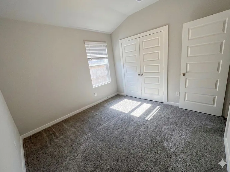 5535 Madden Ln — Photo 6