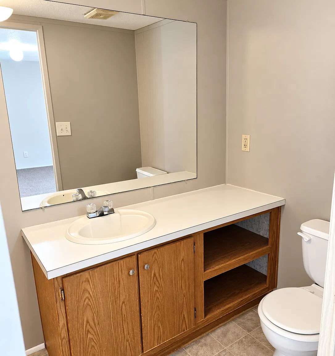 3 bed, 1000 sqft, $900 — Photo 4