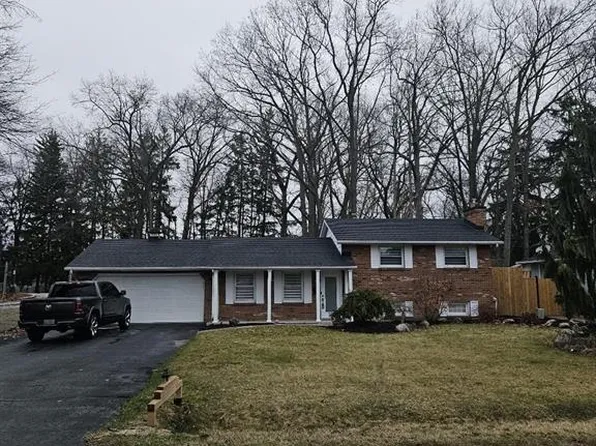 945 Laurier Dr, Lasalle, ON N9J 1M9