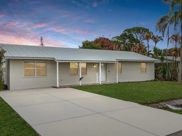 1741 SE Jackson Street, Stuart, FL 34997