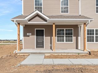 2131 Brandon Ln, Fremont, NE 68025