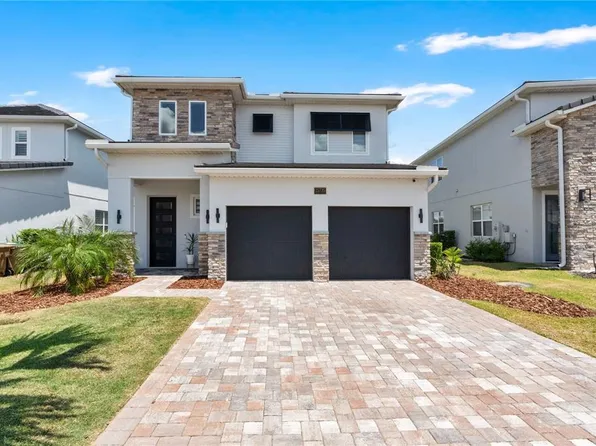 15735 Vetta Dr, Montverde, FL 34756