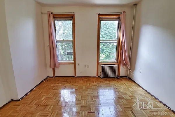 Rented by Ideal Properties Group | media 4