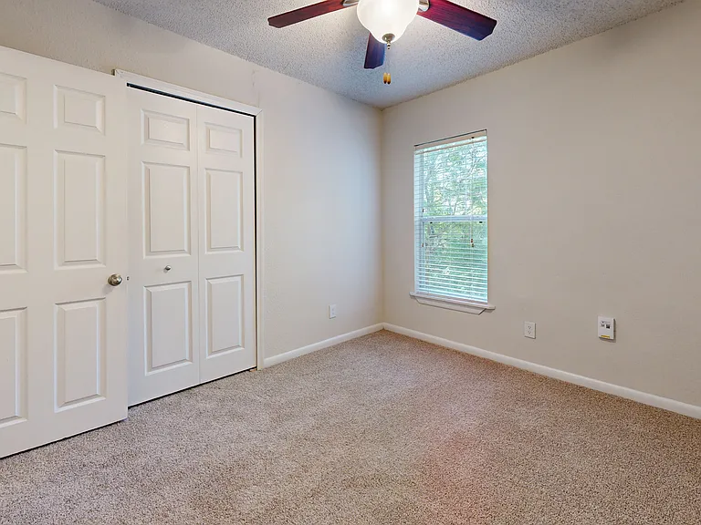 Altamira Place Apartment Homes — Photo 88