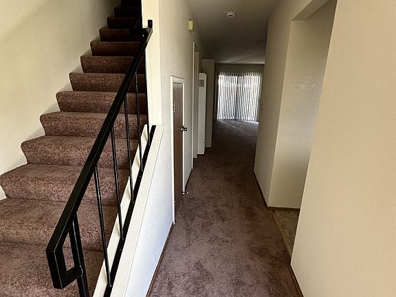 3rd image of 3388 Somerset Ave