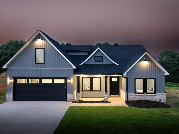 2014 Meadow Glen Ct, Chesnee, SC 29343