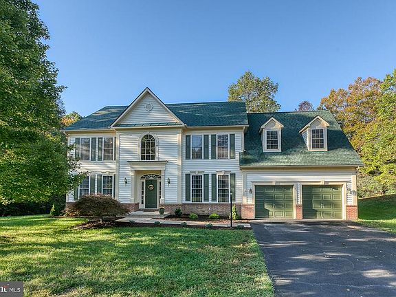 2nd image of 53 Brooke Crest Ln