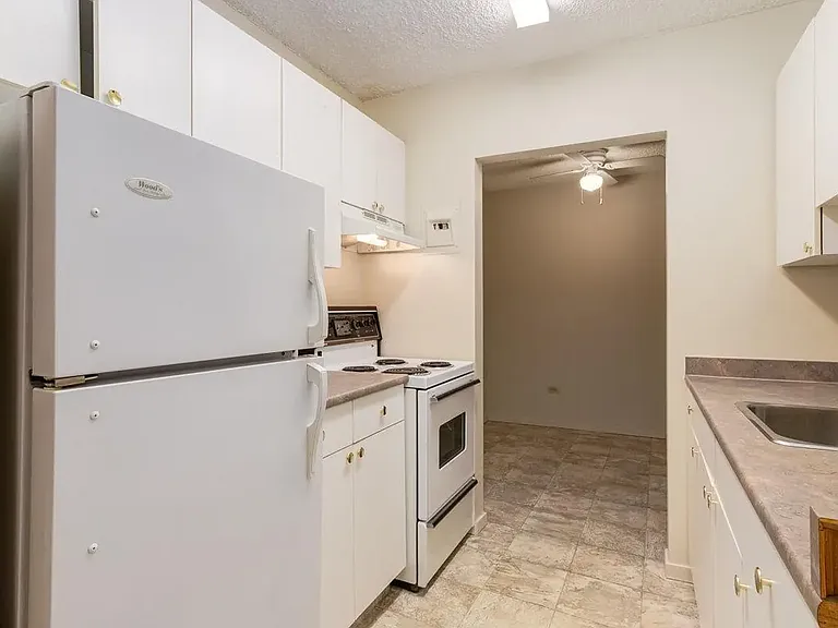 606 23rd Ave SW — Photo 32