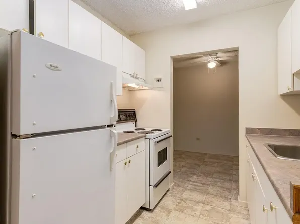 Harvard Towers, 606 23rd Ave SW, Calgary, AB T2S 0J7