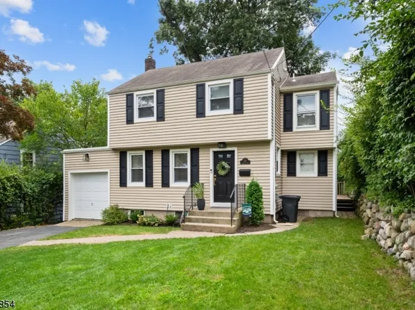 132 Lincoln Pl, Waldwick Boro, NJ 07463