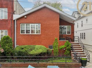 2232 E 4th St, Brooklyn, NY 11223