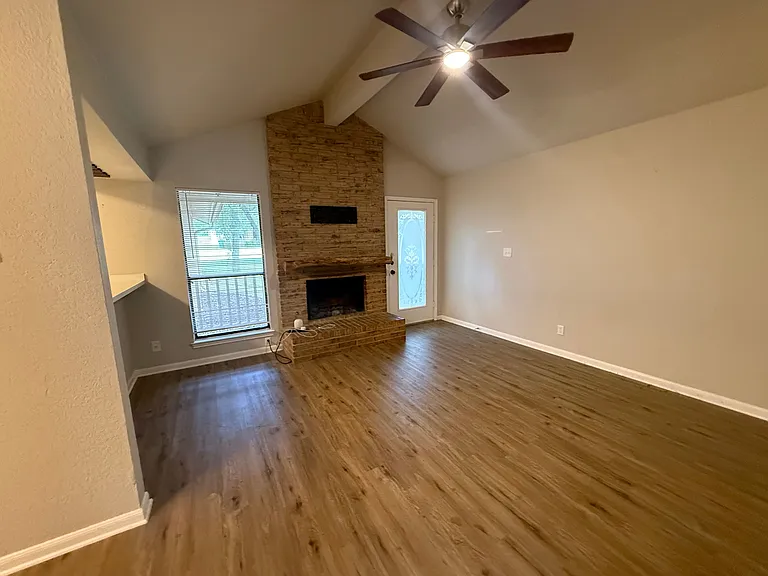2516 Howellwood Way #B — Photo 19