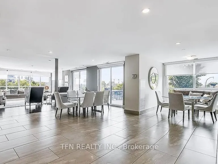 160 Macdonell St #1508 — Photo 34