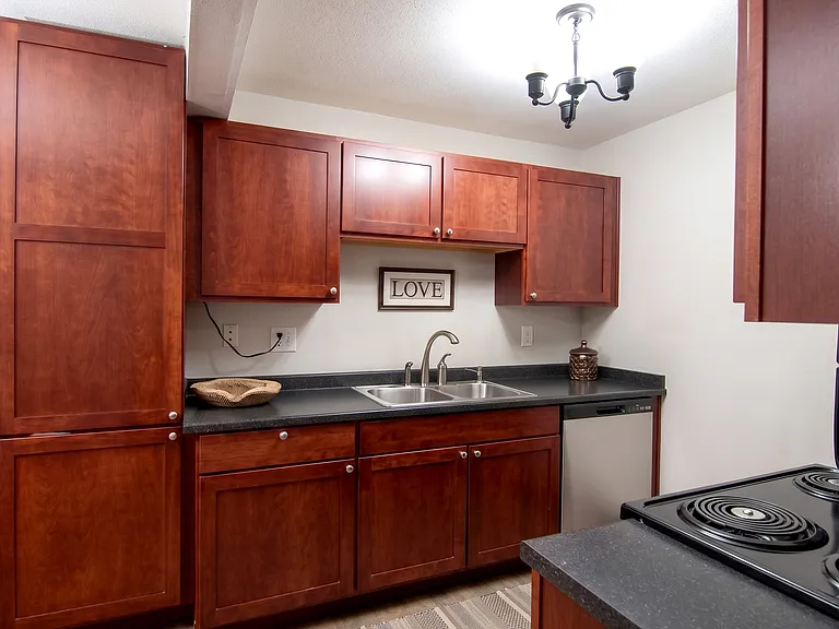 16817 Larch Way E #E105 — Photo 36