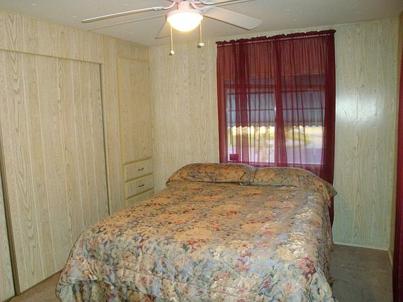 4th image of 958 Mahogany Dr