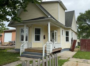 1158 N 2nd St, Springfield, IL 62702