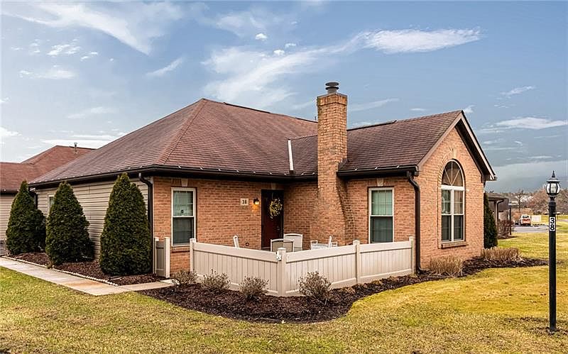 1st image of 38 Ashford Dr