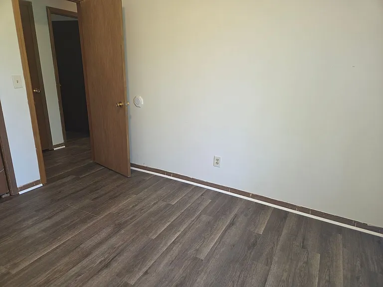 3617-3619 Greeley Dr — Photo 11