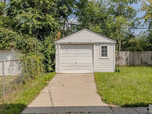 3rd image of 3560 Guilford St