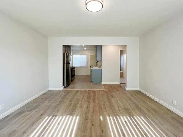 325 N Garfield Ave #I — Photo 6