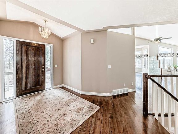 3rd image of 20 SE Crocus Ridge Ct