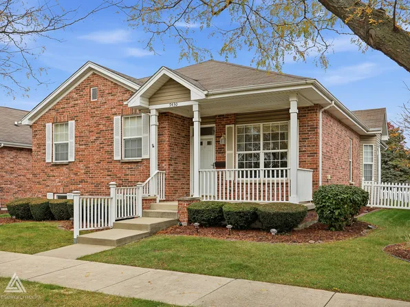 9430 Georgetown Sq, Orland Park, IL 60467
