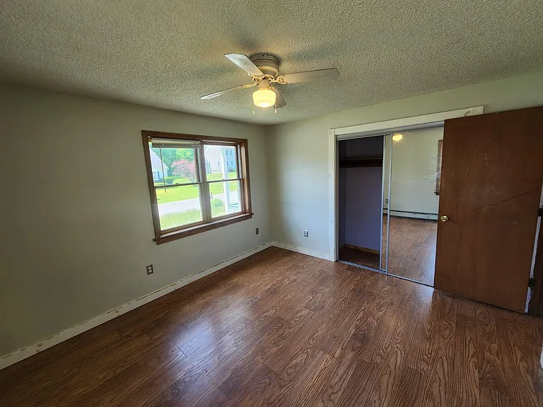 17 Barnet Ave — Photo 11