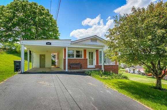 1st image of 1419 Melvin St