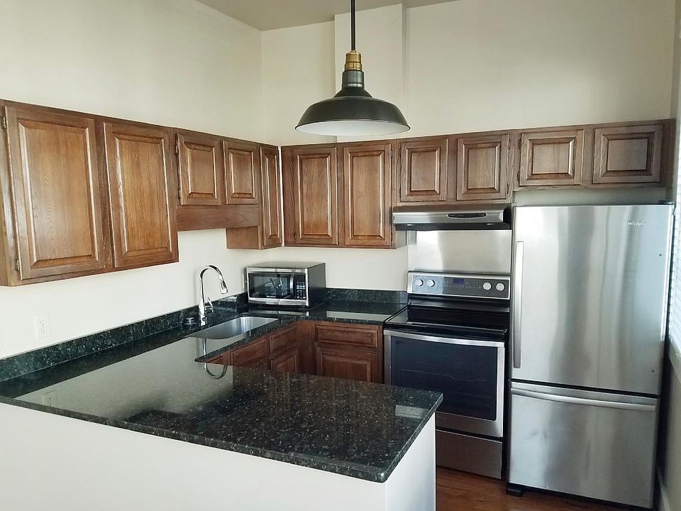 2nd image of 307 King St #A