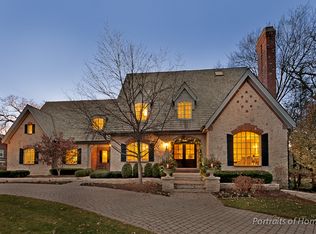 678 N Main St, Glen Ellyn, IL