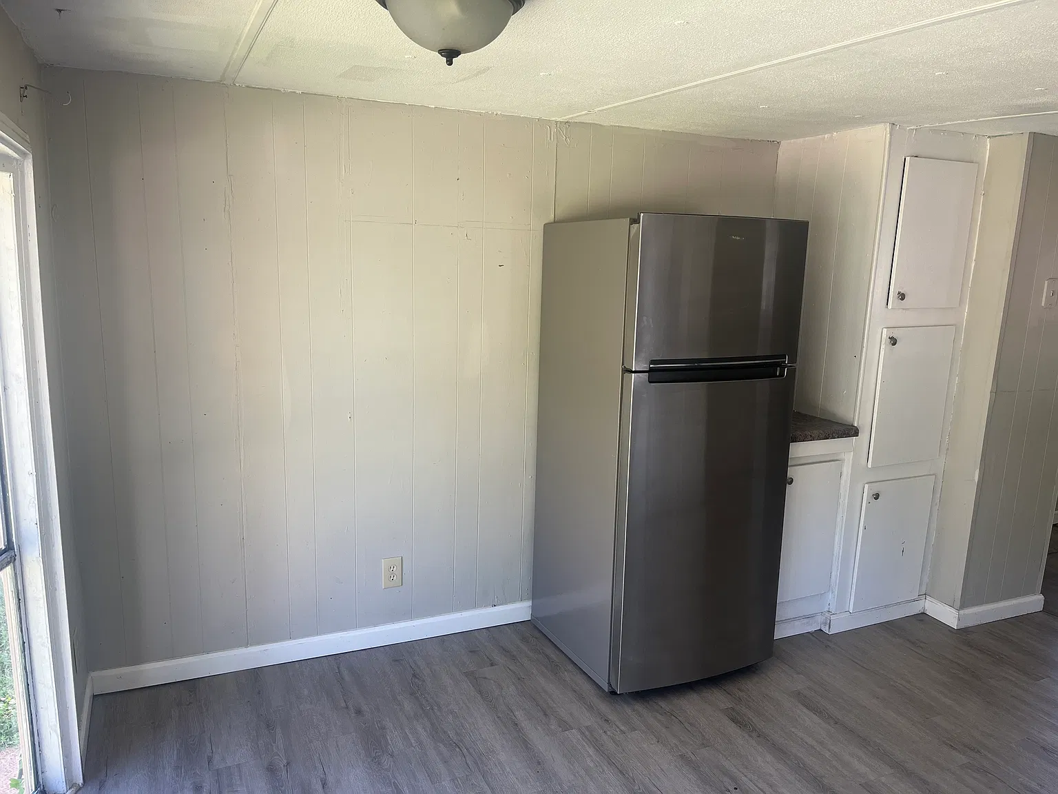 3 bed, 1000 sqft, $1,400 — Photo 4