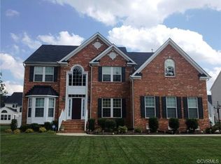 13601 Warwick Longbay Dr, Chester, VA 23836