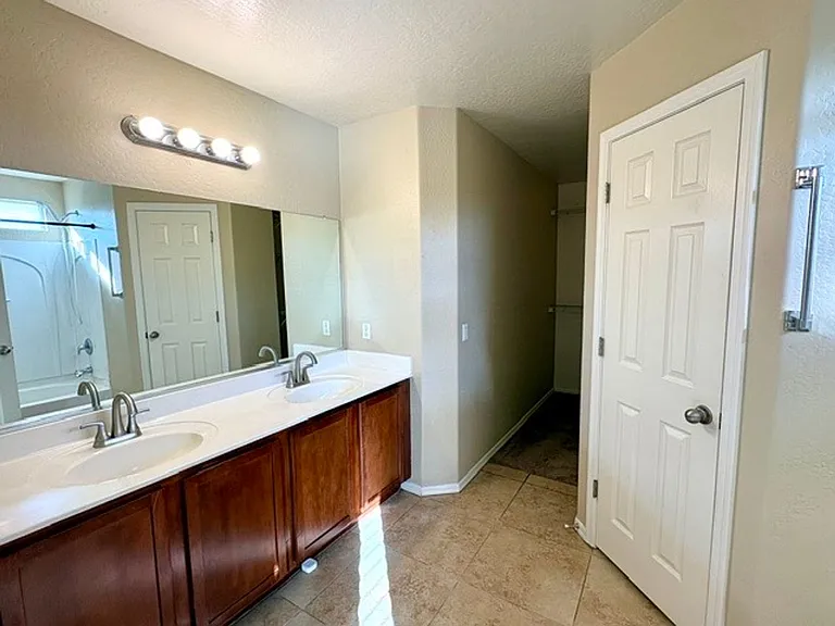 28088 N Superior Rd — Photo 16