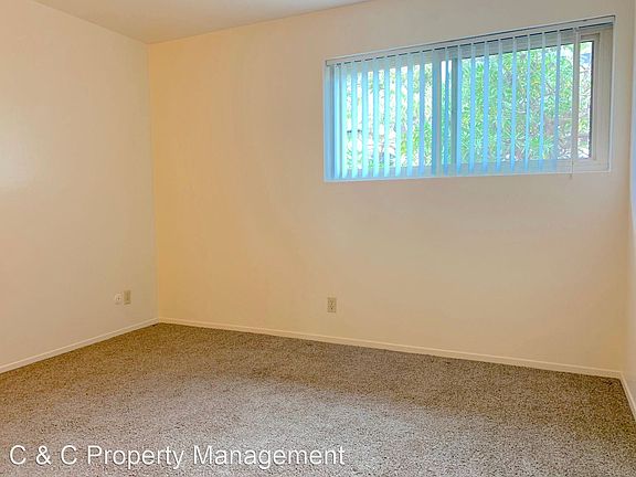 3rd image of 935 Lighthouse Ave APT 6
