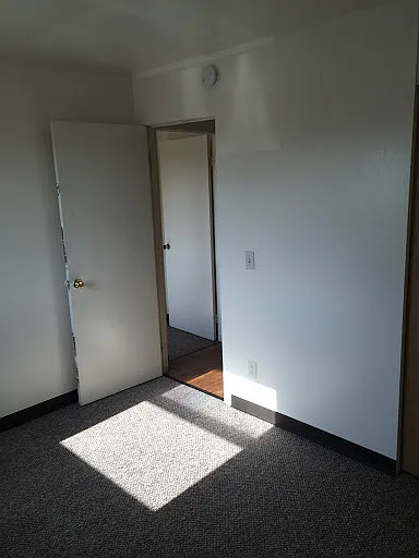 2820 John Ave #5 — Photo 4