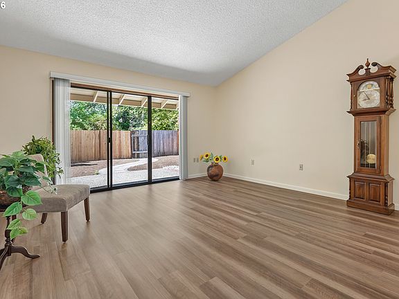 4th image of 16735 SW Matador Ln