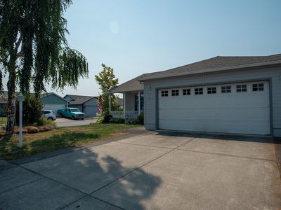 1918 Walnut Grove Ln, Central Pt, OR, 97502