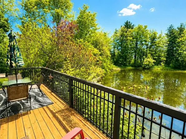 9 Lake Forest Drive, Burlington, VT 05401