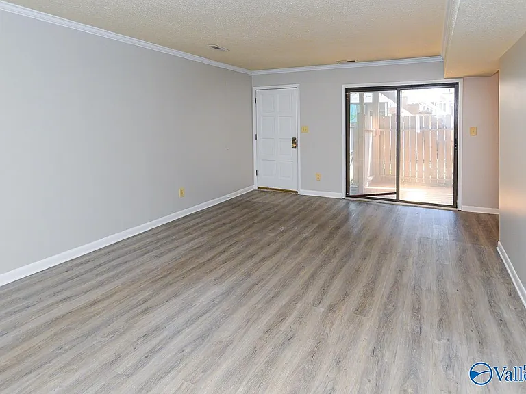2225 Golf Rd SW #214 — Photo 4