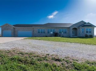 5260 Columbia Rd, Edwardsville, IL 62025