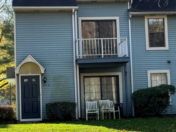 240B Everly Ct #240-B, Mount Laurel, NJ 08054
