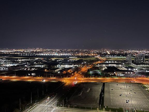 5th image of 1000 Portage Pkwy #3206