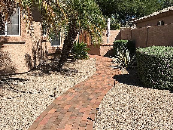 3rd image of 10828 W Irma Ln